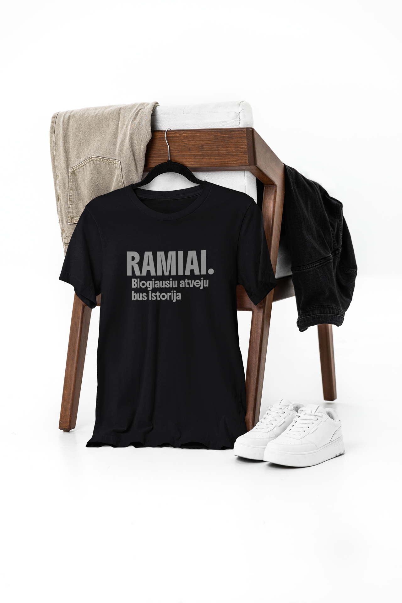 Juodi unisex marškinėliai "Ramiai. Blogiausiu atveju bus istorija"