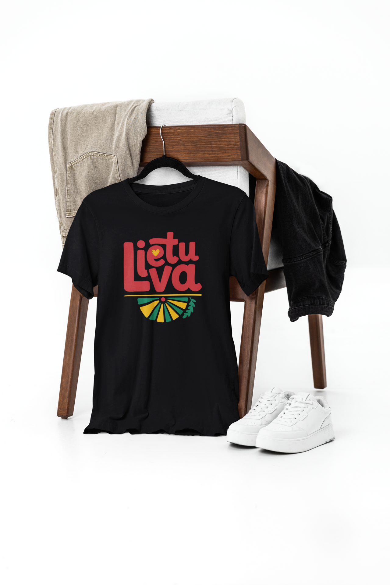 Juodi unisex marškinėliai "Lietuva laimės ratas"