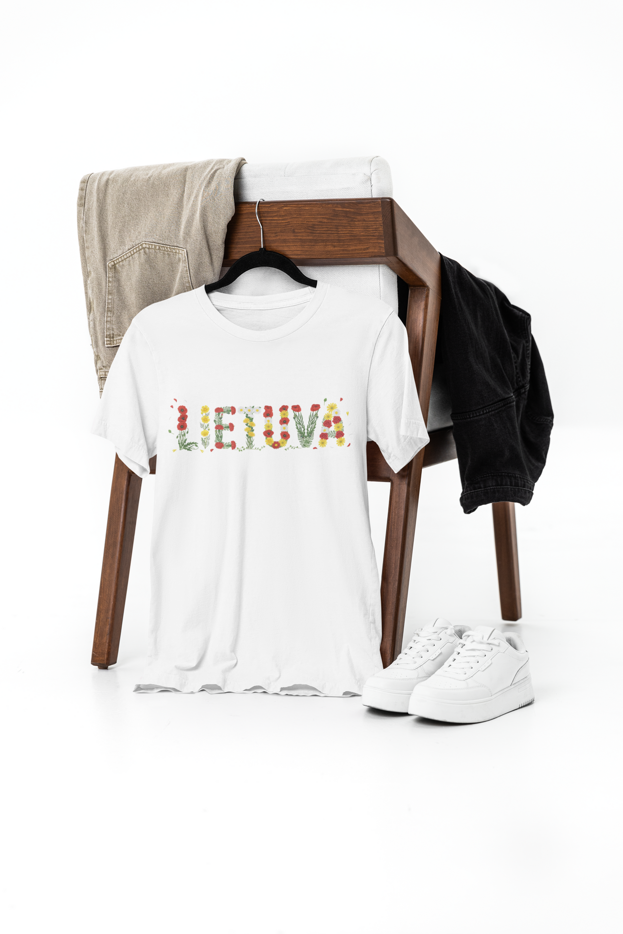 Balti unisex marškinėliai "Lietuva iš gėlių Nr.2"