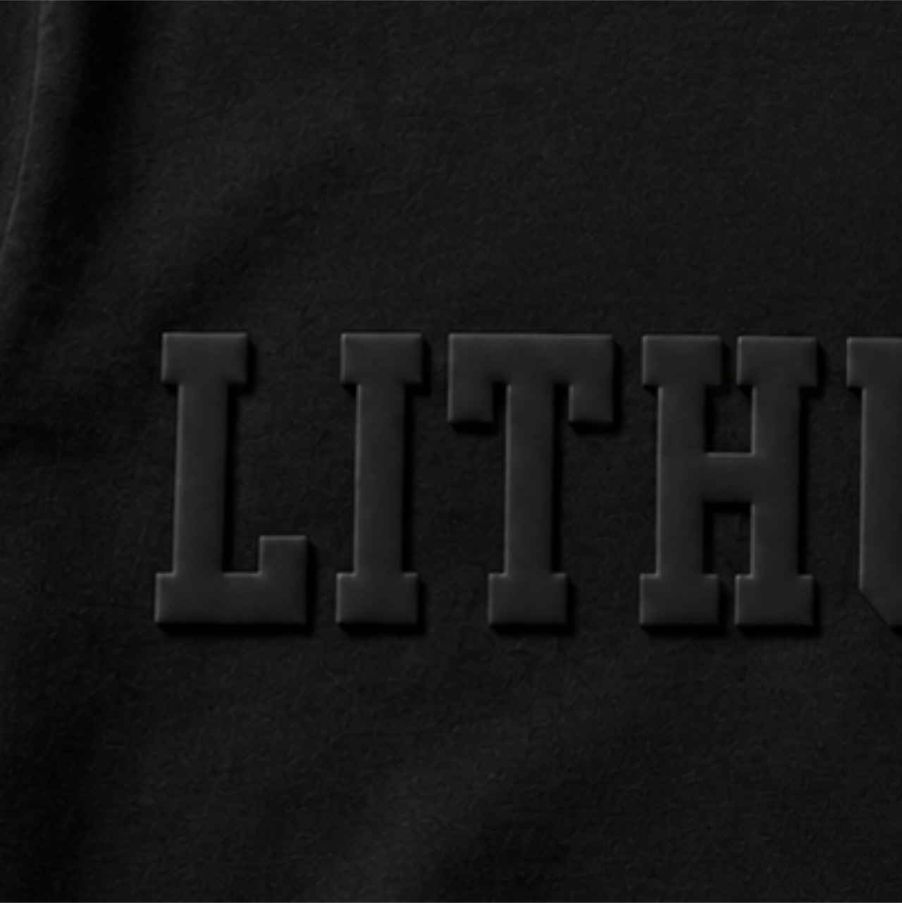 Juodi unisex marškinėliai "Lithuania iškilus užrašas"
